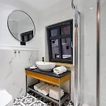 Kurort Kameralny Hotel apartamentowy Mikołajki