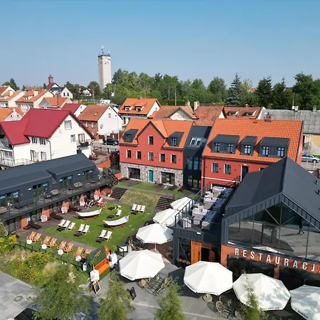 Kurort Kameralny アパートホテル Mikołajki